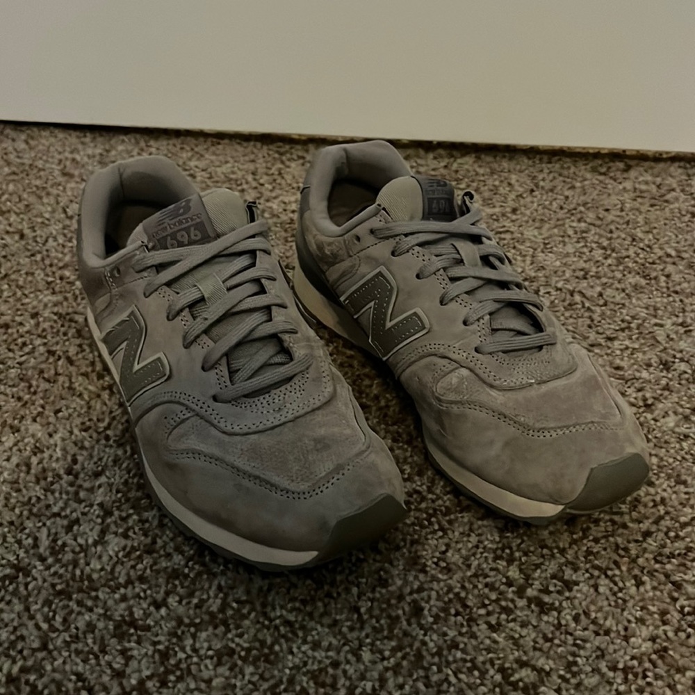Gray New Balance Sneakers